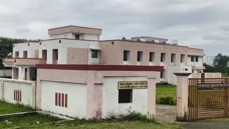 Madhya Pradesh: Junior Hostel Students in Mandla Allege Assault, Burning of Hands by Seniors; Probe Ordered