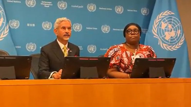 EAM S Jaishankar Responds to Pakistani Reporter&rsquo;s Terrorism Question at UNGA Briefing (Video)