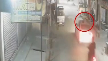 Viral Video: UP Man Dragged 1.5 Km on Car Roof With Hands Trapped in Window Glass, Dies