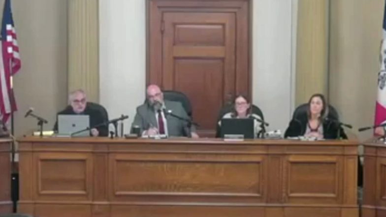 Did Iowa City Council Open With a Satanic Prayer? Video Shows Clash Between Pastor and Officials