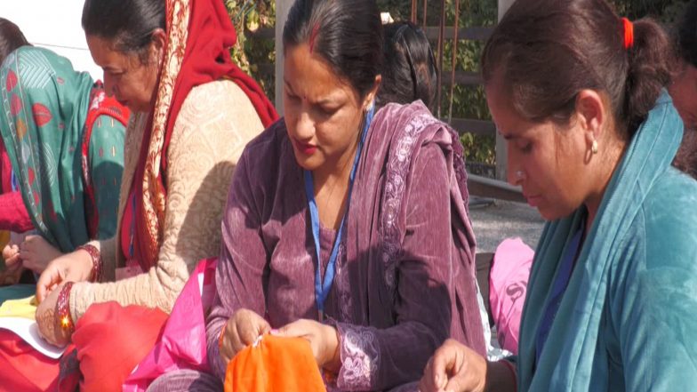 India News | Karnataka: GATWU President, over 50 Garment Workers Detained During Protest Against New PF Withdrawal Rules