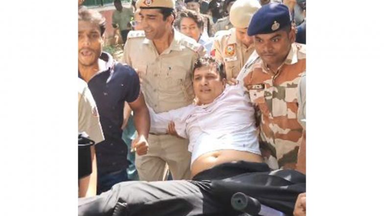 India News | AAP's Saurabh Bharadwaj Detained at Jantar Mantar, Alleges Police Manhandled Volunteers at Protest Site