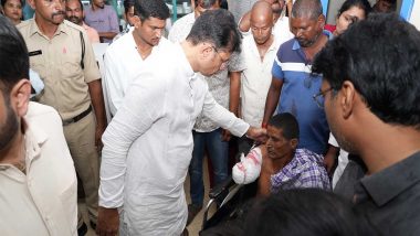 India News | Telangana Minister Sridhar Babu Meets Ananthagiri Bus Accident Victims, Announces Rs 5 Lakh Ex-gratia for Kin of Deceased