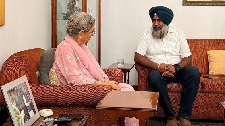 India News | “Manmohan Singh Was Stalwart”: Newly Appointed PCC Chief Pargat Singh Meets Former PM’s Wife, Seeks Her Blessings 