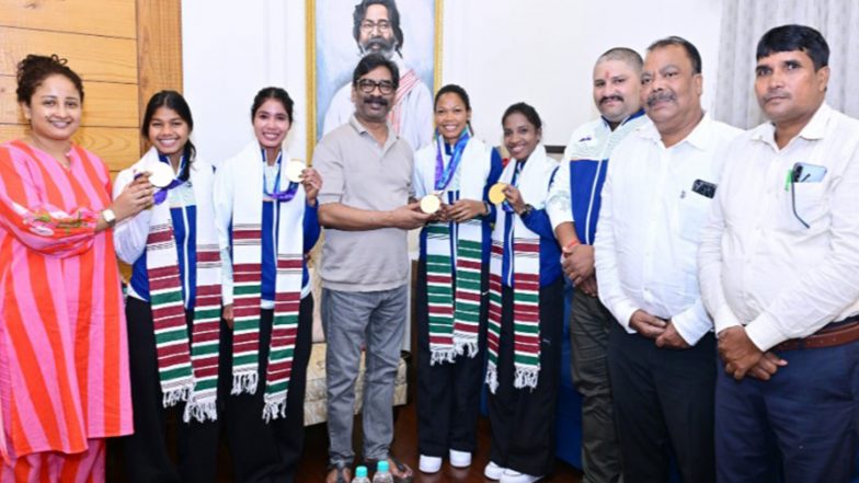 India News | Jharkhand CM Hemant Soren Felicitates Asian Games Gold-winning Women’s Hockey Players