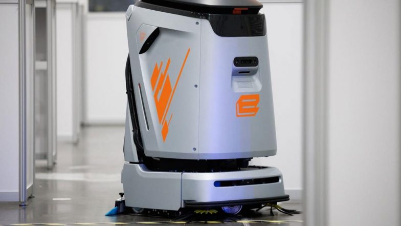 Business News | Cleaning Robots Are Already Operating in Russian Airports, Shopping Malls and Supermarkets