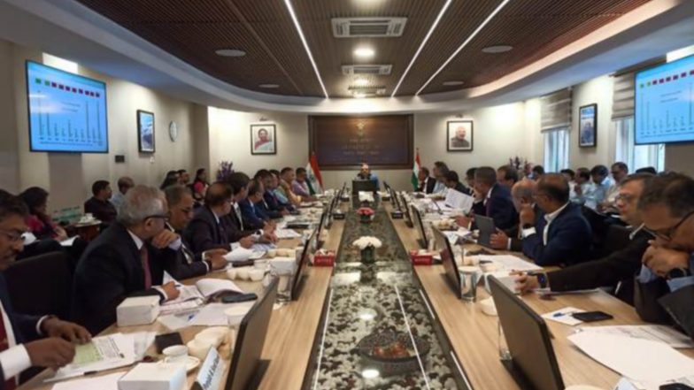 Business News | Banks Urged to Expand Digital Outreach, End-to-end Loan Processing: DFS Secretary