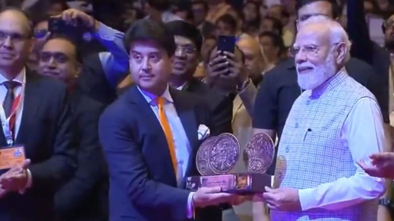 Business News | PM Modi Inaugurates 10th Edition of India Mobile Congress
