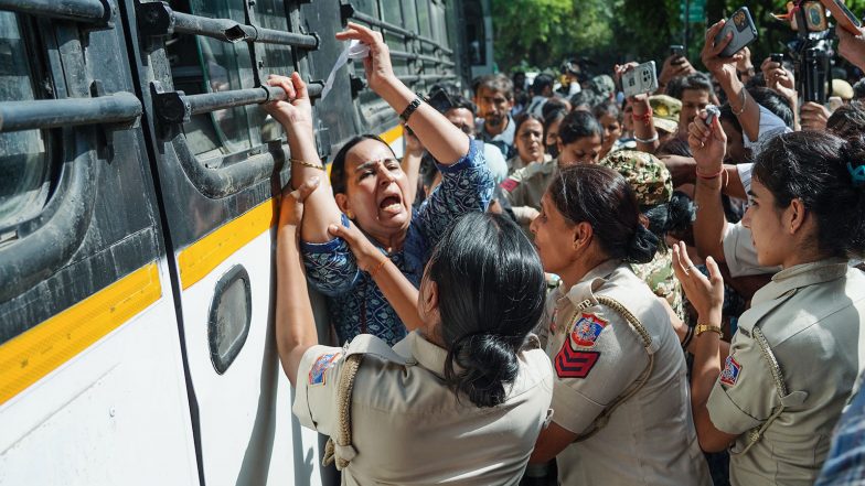 India News | NHRC Takes Suo Motu Cognisance of Alleged Sexual Harassment of Three Women Journalists During October 3 Protest