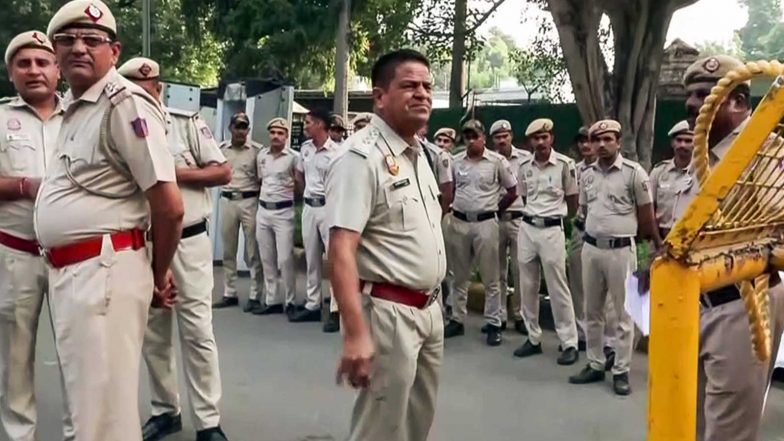 India News | Delhi Liquor Shops to Remain Shut on Oct 9-10 Ahead of CJP's Call for Protest Against CEC Gyanesh Kumar