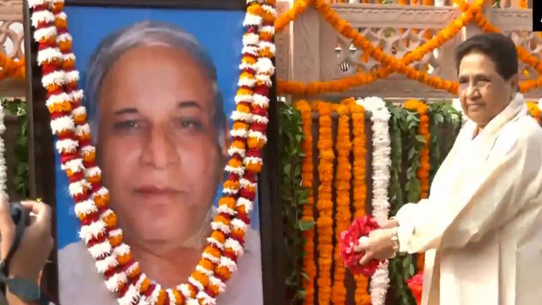 India News | Mayawati Pays Tribute to Kanshi Ram on 20th Death Anniversary