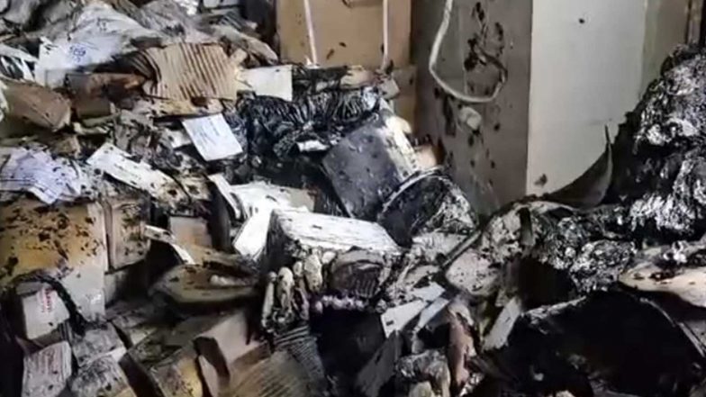 India News | Gujarat: Fire Breaks out at Government Civil Hospital in Godhra, over 200 Patients Evacuated Safely