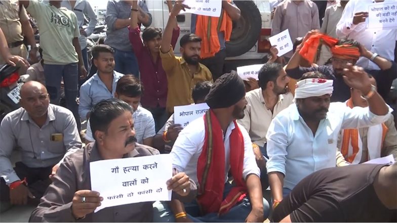India News | MP: 3 Arrested for Alleged Cattle Slaughter Case in Bhopal; Hindu Outfits Stage Protest