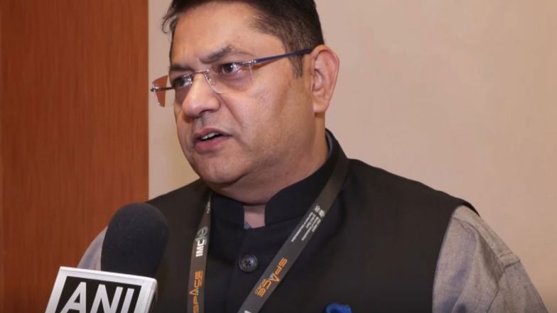 Business News | Airtel-backed Eutelsat OneWeb Ready with Infrastructure, Awaits Govt Nod for Satellite Services: Rahul Vatts
