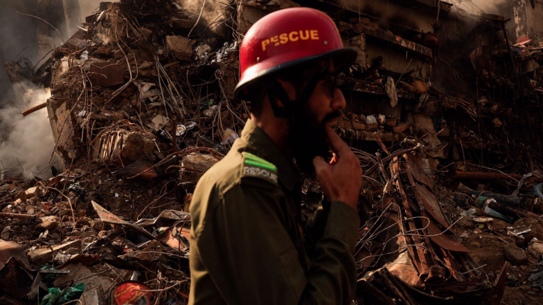 World News | Pakistan’s Fire Safety Failures Exposed as Hundreds of Karachi Buildings Remain Unsafe