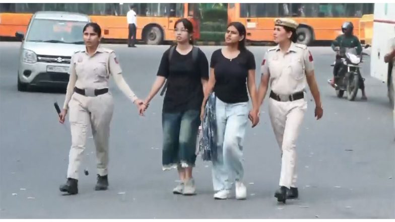 India News | Around 500 Detained, 50 with Criminal Antecedents Apprehended Ahead of CJP Protest: Delhi Police