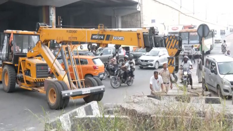 India News | Heavy Stone Barricades Placed at Ghazipur Border on CJP-led Protest Day