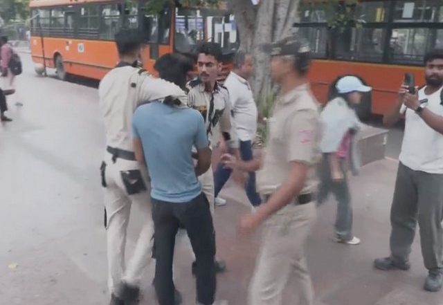 India News | Unaware of Abhijeet Dipke's Whereabouts After Alleged Detention at Delhi Airport: NCP-SCP Spokesperson