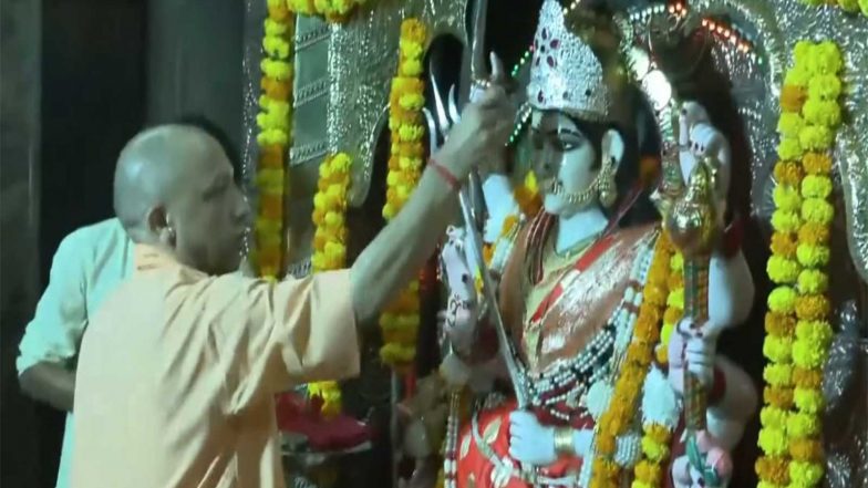 India News | UP: Chief Minister Yogi Adityanath Offers Prayers at Maa Pateshwari Devi Temple