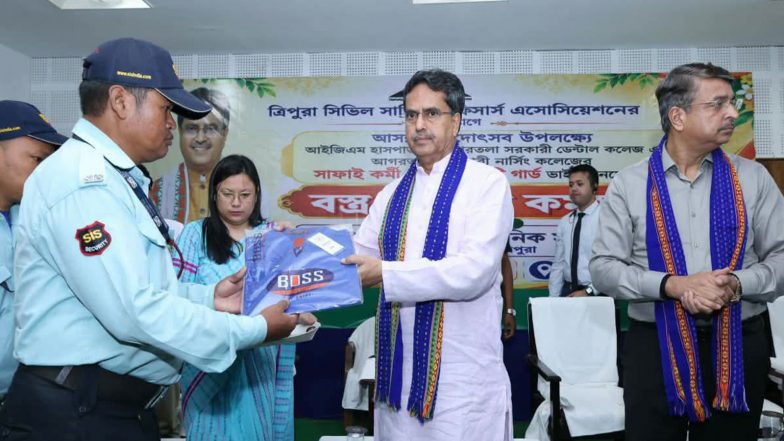 India News | Civil Service Officers Play Key Role in Welfare Delivery: Tripura CM Saha