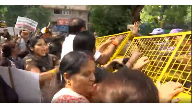 India News | BJP Mahila Morcha Marches to Congress Office, Demands Action Against MP Bimol Akoijam over JNU Harassment Row