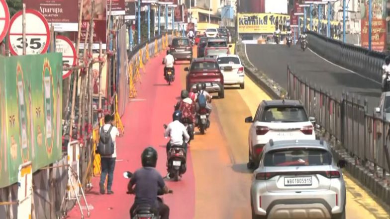 Entertainment News | Kolkata’s Gariahat Flyover Gets a Colourful Makeover Amid Durga Puja Festivities