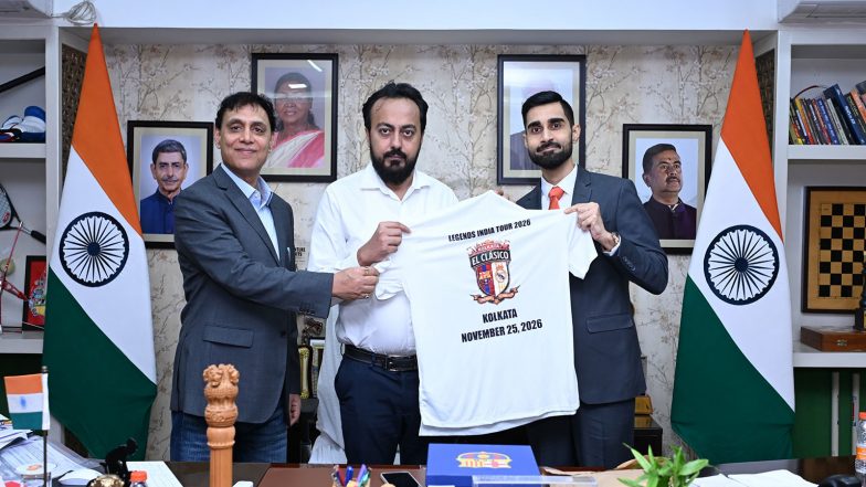 Sports News | Bengal Sports Minister Announces 'El Clasico' Clash Between Barcelona, Real Madrid Legends