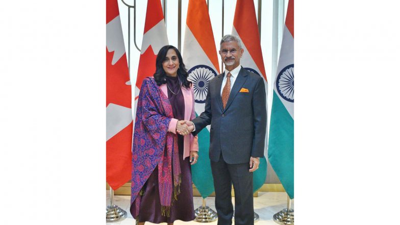 World News | Jaishankar Meets His Canadian Counterpart Anita Anand; Discussed Regional Developments and Strategic Partnership