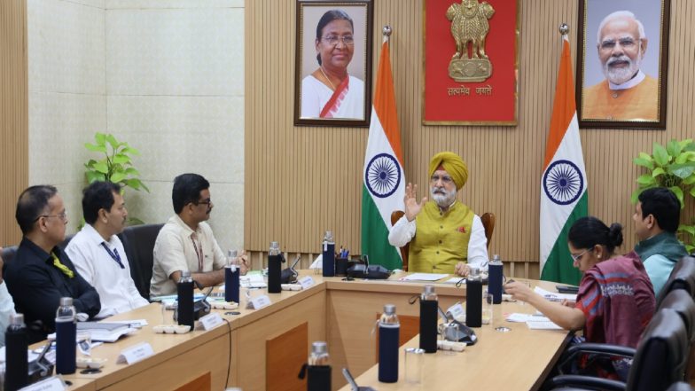 India News | Delhi LG Reviews Progress of TOD, Urban Infrastructure Projects with DDA, NBCC Officials