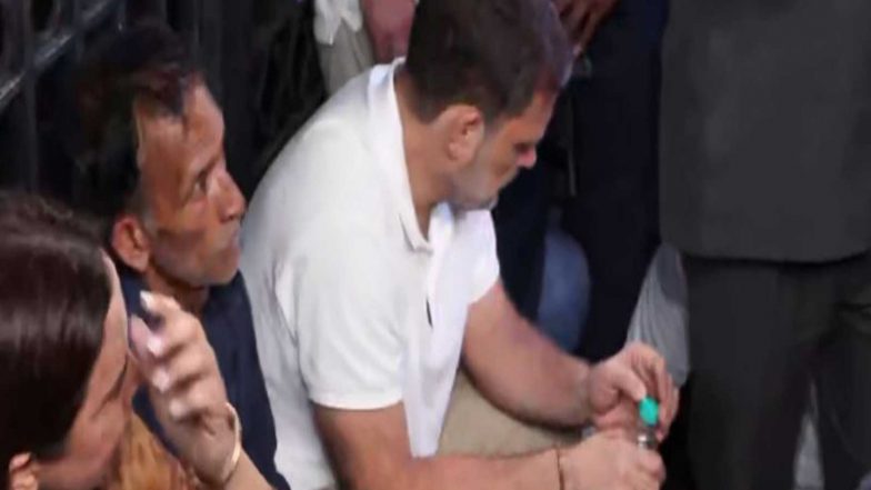 India News | Rahul Gandhi, Priyanka Gandhi Meet Ankita Bhandari's Parents at India Gate Amid Protests over Dushyant Kumar Gautam's Appointment as Sikkim Governor