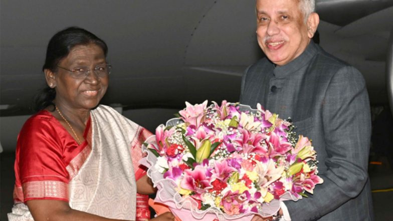 India News | President Droupadi Murmu Begins Andhra Tour, Offers Prayers at Vijayawada's Kanaka Durga Temple 
