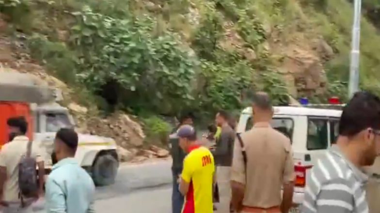 India News | Two Killed, Three Rescued After Taxi Falls into Gorge in Uttarakhand