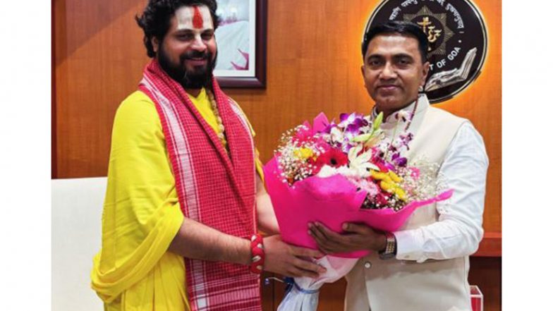 India News | Goa CM Pramod Sawant Meets Jagadguru Satishacharya