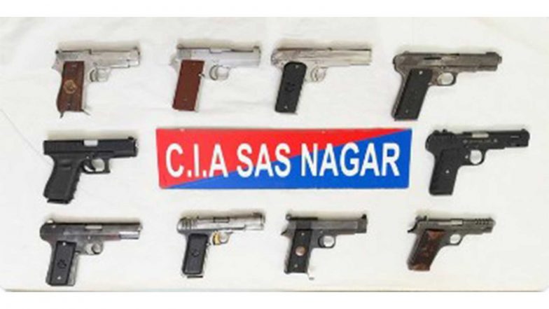 India News | Punjab: SAS Nagar Police Bust Illegal Arms Supply Module; Three Accused Apprehended, 10 Sophisticated Pistols Recovered
