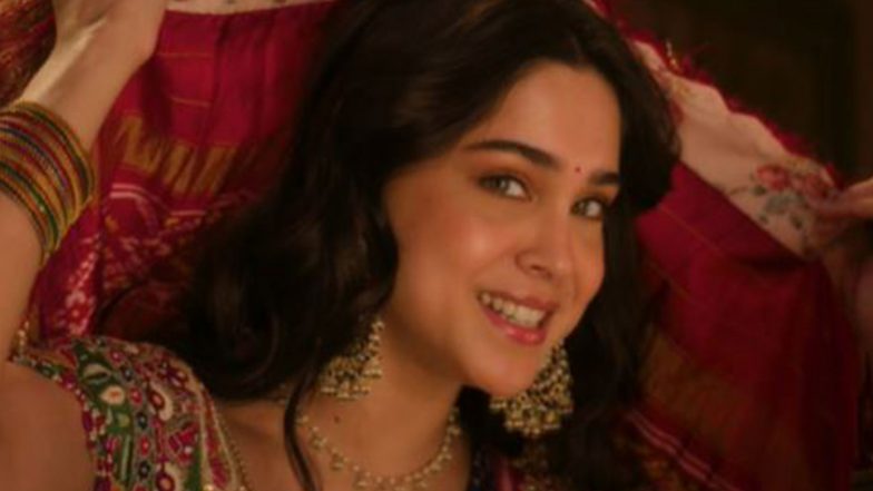 Entertainment News | Sharvari Brings Her Love for Dance to the Fore in ‘Jhumka Patola’ Song from 'Yeh Prem Mol Liya'