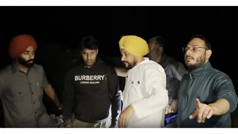 India News | Congress' Charanjit Singh Channi Makes Late-night Visit to Ropar Mining Site, Alleges Illegal Sand Mining in Punjab