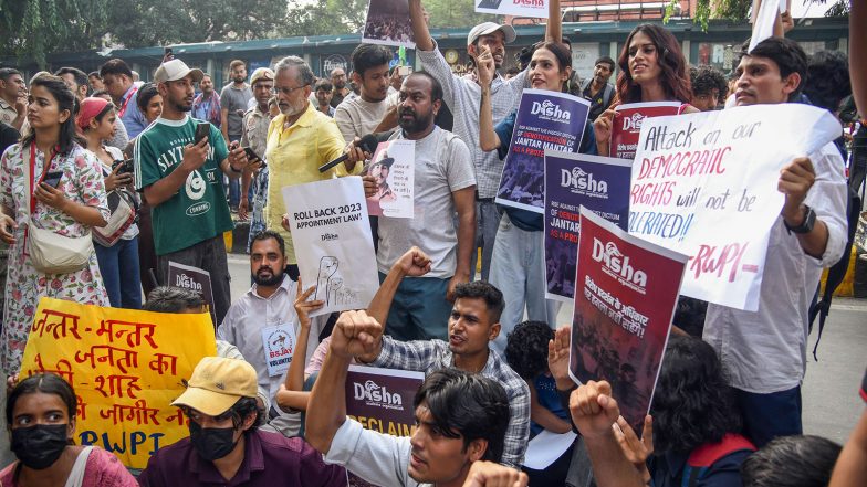 India News | Press Council Of India Issues Safety Guidelines for Journalists Covering Protests, Demonstrations