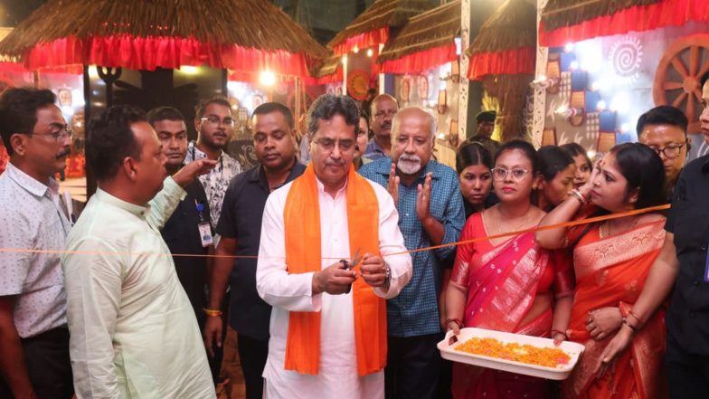 India News | Tripura CM Manik Saha Visits Durga Puja Pandals in Agartala on Panchami