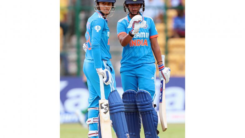 Sports News | Harmanpreet's Experience Will Be Key in Guiding Youngsters: Newly Appointed Captain Smriti Mandhana