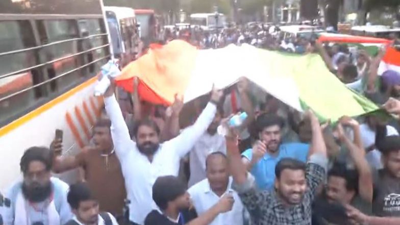 India News | Delhi: Protesters Take out Tiranga Rally in Connaught Place Soon After Abhijeet Dipke Detained 