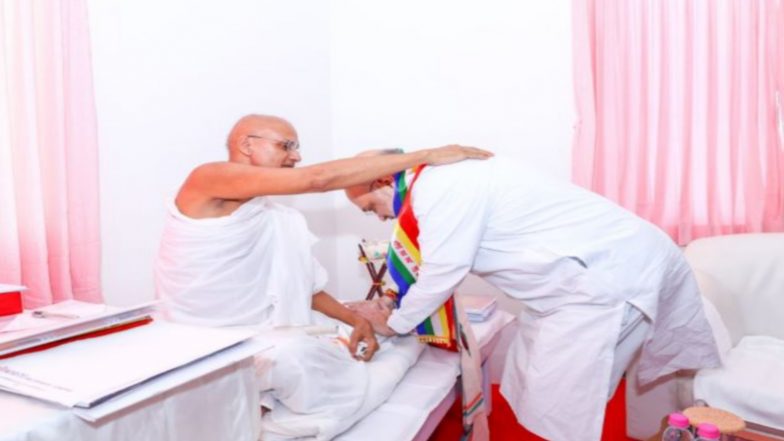 India News | Amit Shah Offers Prayers at Rupal Temple, Seeks Acharya’s Blessings in Ahmedabad