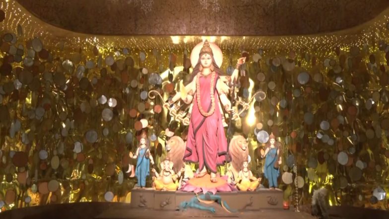 Entertainment News | Durga Pandal in Ultadanga Reflects on Abstract Feelings of Humans with Its Unique Artistic Expression