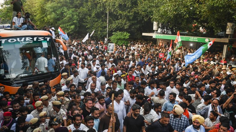 India News | Delhi Traders' Urges PM Modi, Rahul Gandhi, Kejriwal to Postpone Protests Till Jan 31