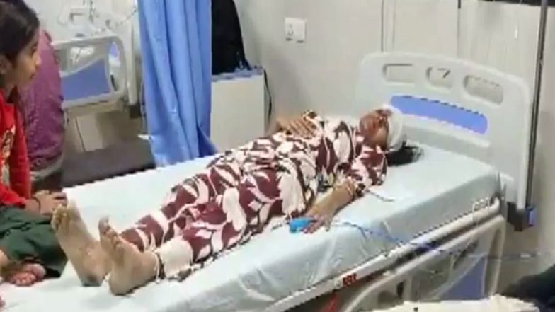 India News | Rajasthan: 8 Killed, over 6 Injured as Bus Overturns on Delhi-Mumbai Expressway in Kota
