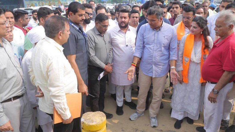 India News | Rohtak Road to Be Re-carpeted, Flyover Underpass to Get New Lights: Delhi Minister Parvesh Sahib Singh Orders Fixes on 'Government on Wheels' 