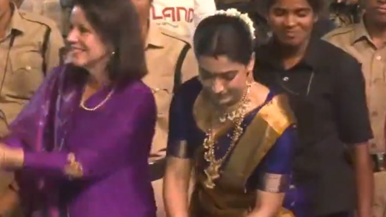 Entertainment News | Vijay Deverakonda, Rashmika Mandanna Participate in Grand Saddula Bathukamma Celebrations