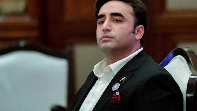 World News | Zardari Says Oppn Should Engage with Centre on Counterterrorism to Lift Emergency in Khyber Pakhtunkhwa