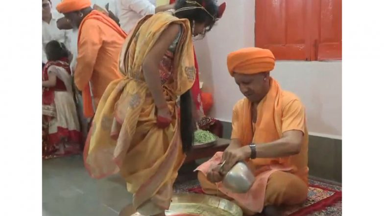 India News | UP CM Adityanath Performs Kanya Pujan; Appeals for Safe Vijayadashami Celebrations