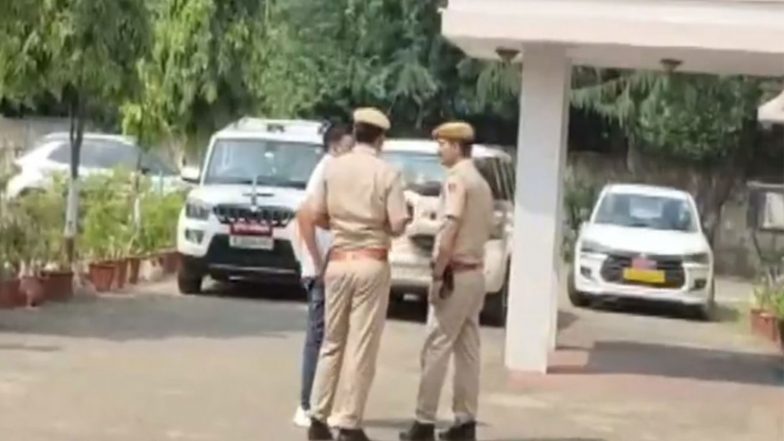 Entertainment News | Tiger Shroff Firing Case: Three Accused Arrested by Kota Police