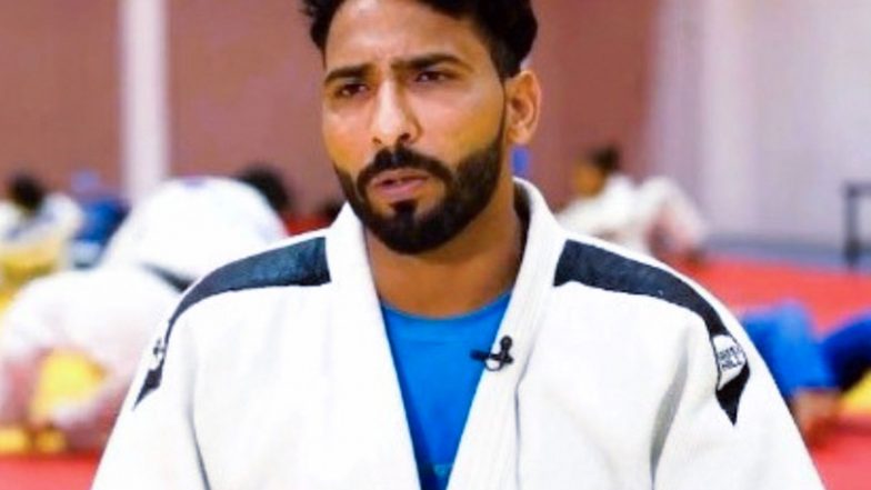 Sports News | Asian Para Games: Paralympic Medallist Kapil Parmar Wins Bronze in Men's J1 -70kg Judo